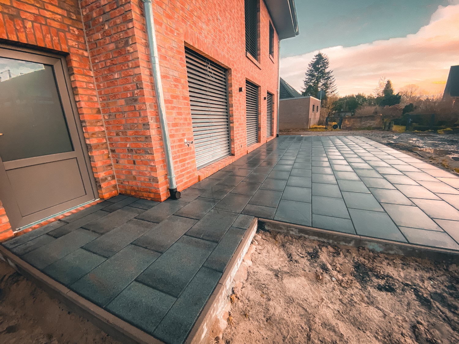 Terrassenarbeit / Terrassenverlegung • HB-Galabau